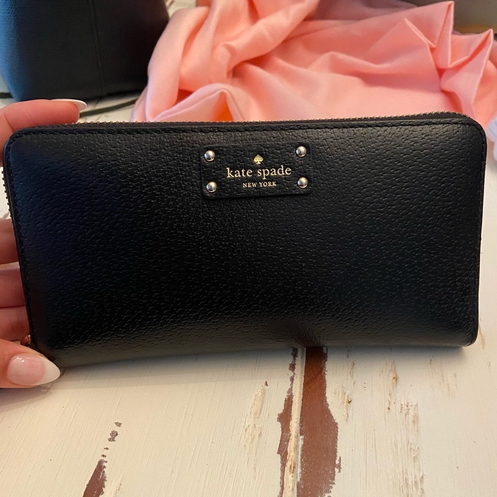 Black Kate Spade Wallet